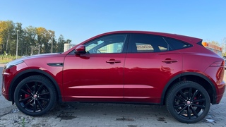 Jaguar e -pace - породистая кошка?