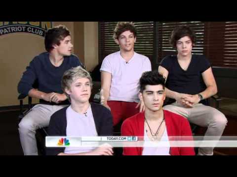 One Direction chatting with Jenna Bush Hager on TODAY ( May