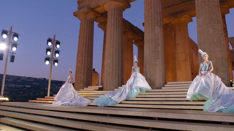 Dolce Gabbana Alta Moda, Valley of the Temples, July