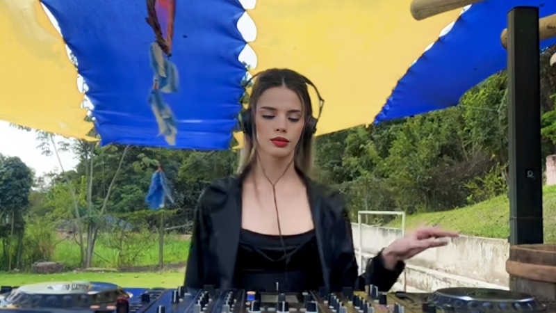 Clara Datz Progressive house Melodic Techno
