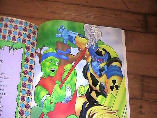Toy Time 360 1992 Troma Toxic Crusaders Poster Book