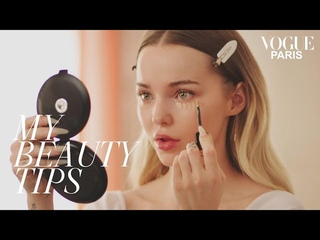 Le look romantique de Dove Cameron de jour comme de nuit | Mes conseils beaut | Vogue Paris