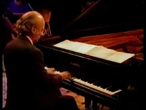 Dick Hyman plays