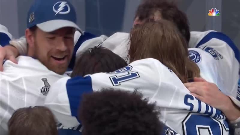 Lightning celebrate Game 6 win Sep 28,