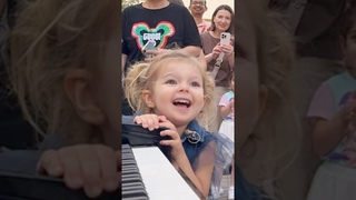 This 3 year old SINGER shocked EVERYONE !