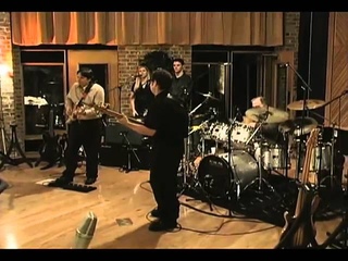 Mr. Groove “Papa Was a Rolling Stone“