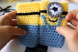 How to Create a Minion Inspired Phone Cover