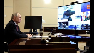 Путин и спуск на воду атомной подлодки «Император Александр III»