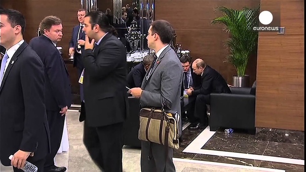 Man caught eavesdropping on Obama Putins G20