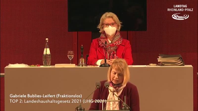 BEKLOMMENHEIT. NIEMAND LACHT MEHR. KEIN