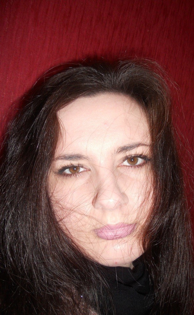 Наденька Маковецкая Strazhnichek | Киев