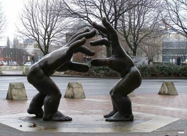 Славєнтій Хасан | 