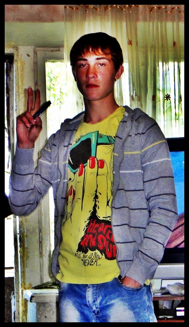 Пашок Ледовский IIe}I{oH | Los Angeles