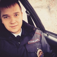 Максим Романов