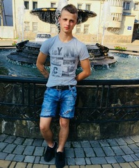 Александр Малинов