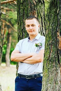Александр Гусаков