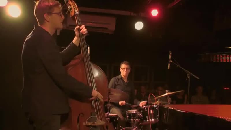 Patricia Barber Trio In Your Own Sweet Way The New Morning, PARIS 07 AIxw3
