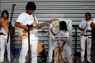 BESAME MUCHO - KAWSAY