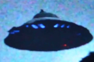 Breaking News UFO Sightings Controversial Video!! New Footage March 25, 2014