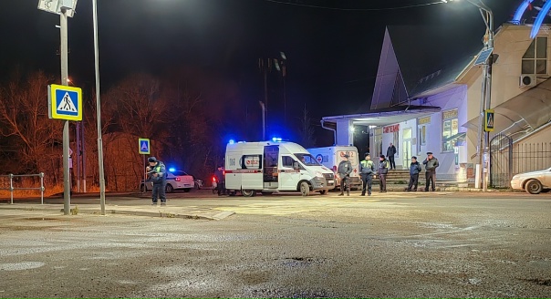 Кто знает, что произошло напротив Пятерочки в Можайске на ул. Воинов-Интернационалистов?Анон