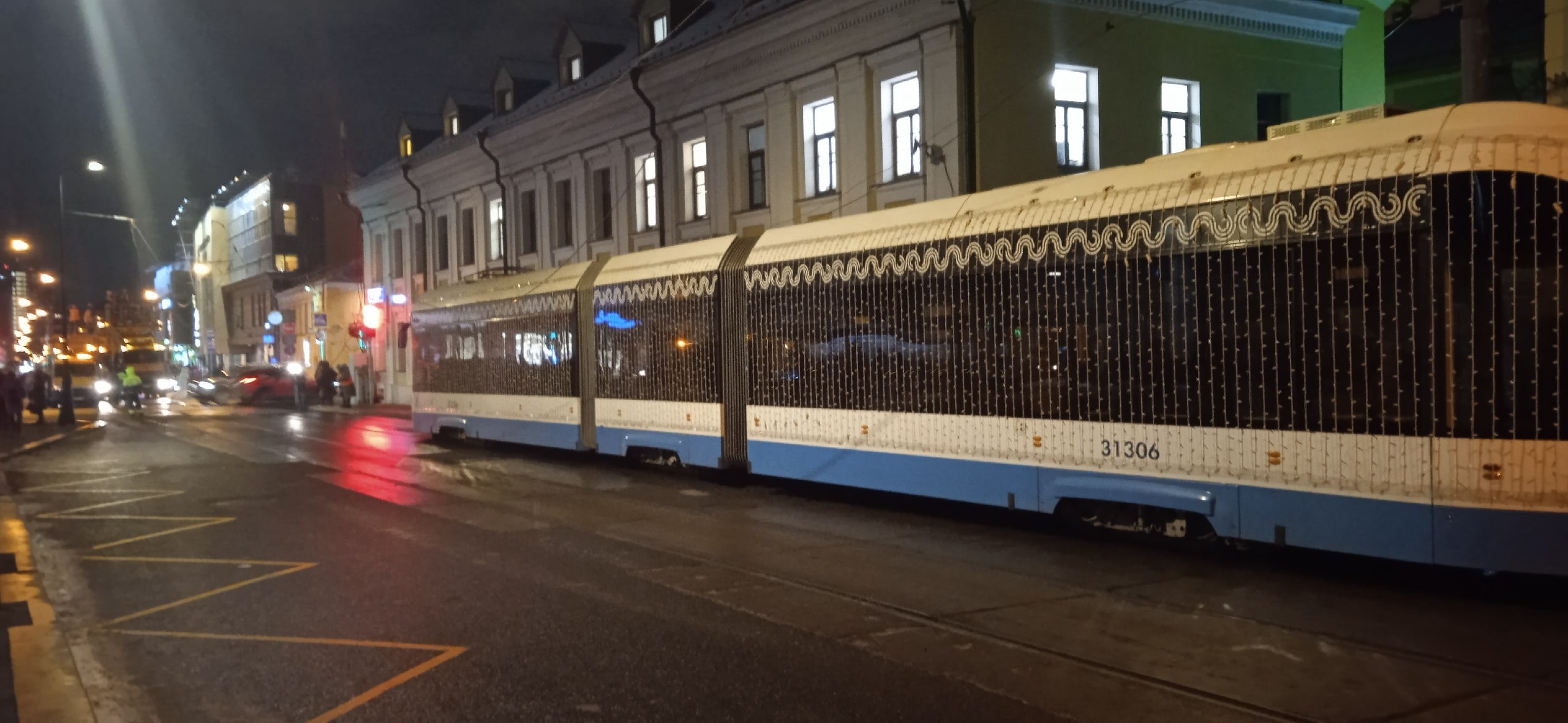 ВОССТАНОВИТЕЛЬНЫЕ РАБОТЫ ТРАМВАЙНОЙ КОНТАКТНОЙ СЕТИ НА "БАУМАНСКОЙ" Это картинка