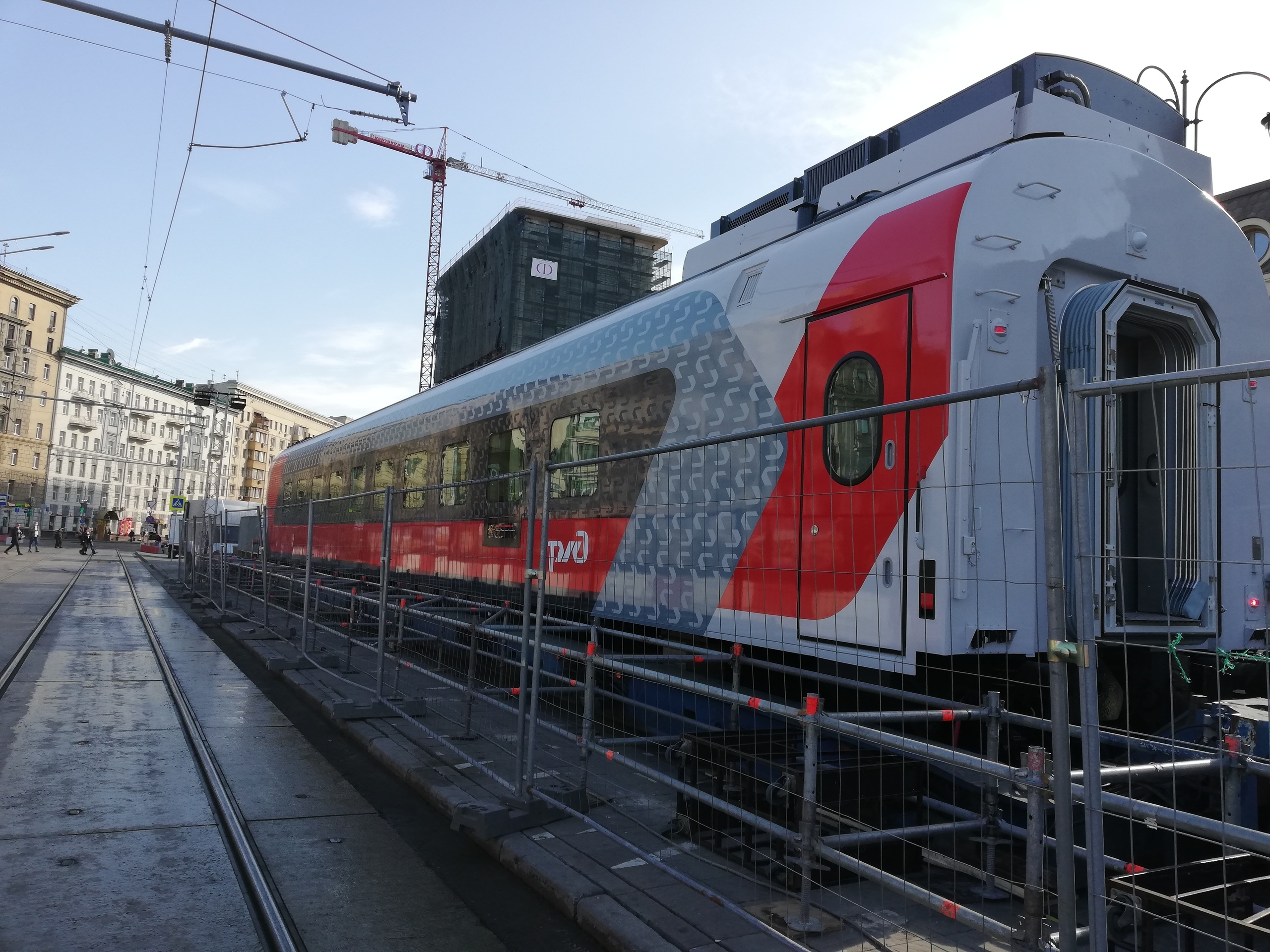 ПРЕДСТАВЛЕН НОВЫЙ ПЛАЦКАРТНЫЙ ВАГОН С УВЕЛИЧЕННЫМИ ПОЛКАМИ Это картинка