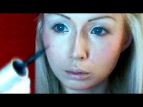 Valeria Lukyanova Amatue Make Up