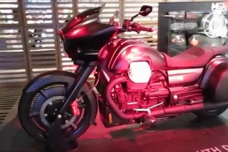 Moto Guzzi MGX-21 Flying Fortress en el EICMA 2015