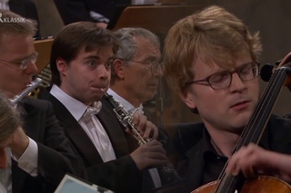 Dvorak Cello Concerto, Julian Steckel, BR Symphonieorchester, Christoph Poppen (full version)